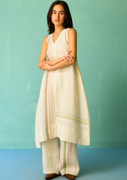 Vanya Border Kurta Set