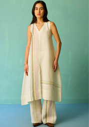 Vanya Border Kurta