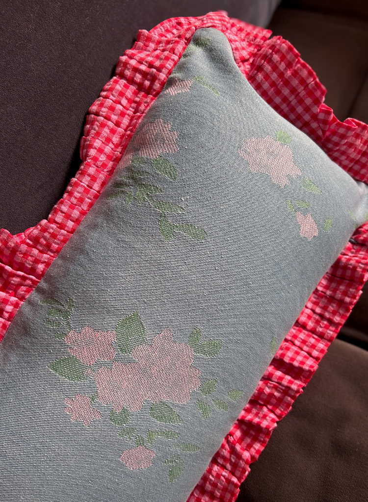 Vintage Garden Ruffles Cushion Cover