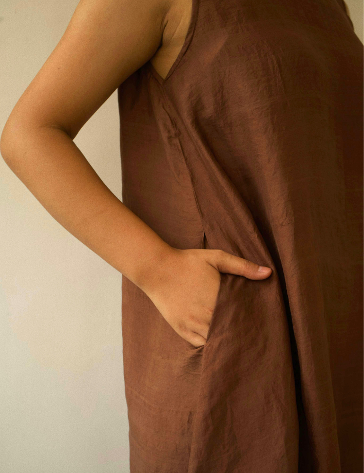Walnut-Shift-Dress-C.png