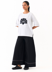 Wave Embroidered Set