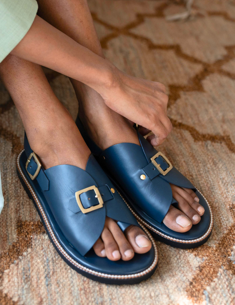 Welt-Envelope-Sandals-H.png