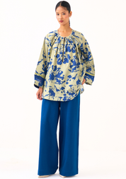 Wide Sleeve Gather Neck Top