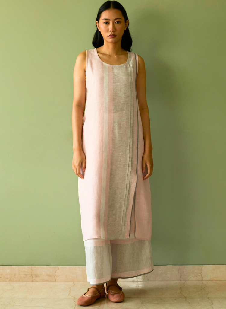Yara Sleeveless Border Kurta