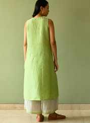 Yara Sleeveless Border Kurta