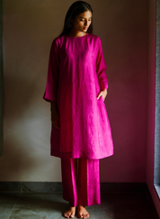 Yuki Kalidar Kurta