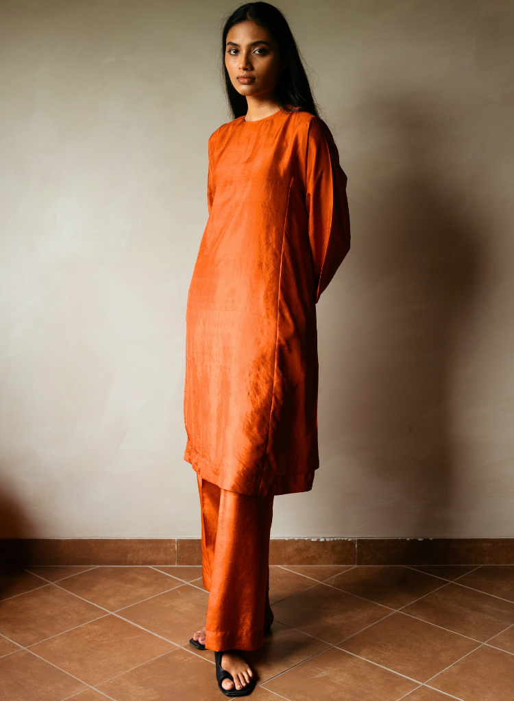Yuki Kalidar Kurta