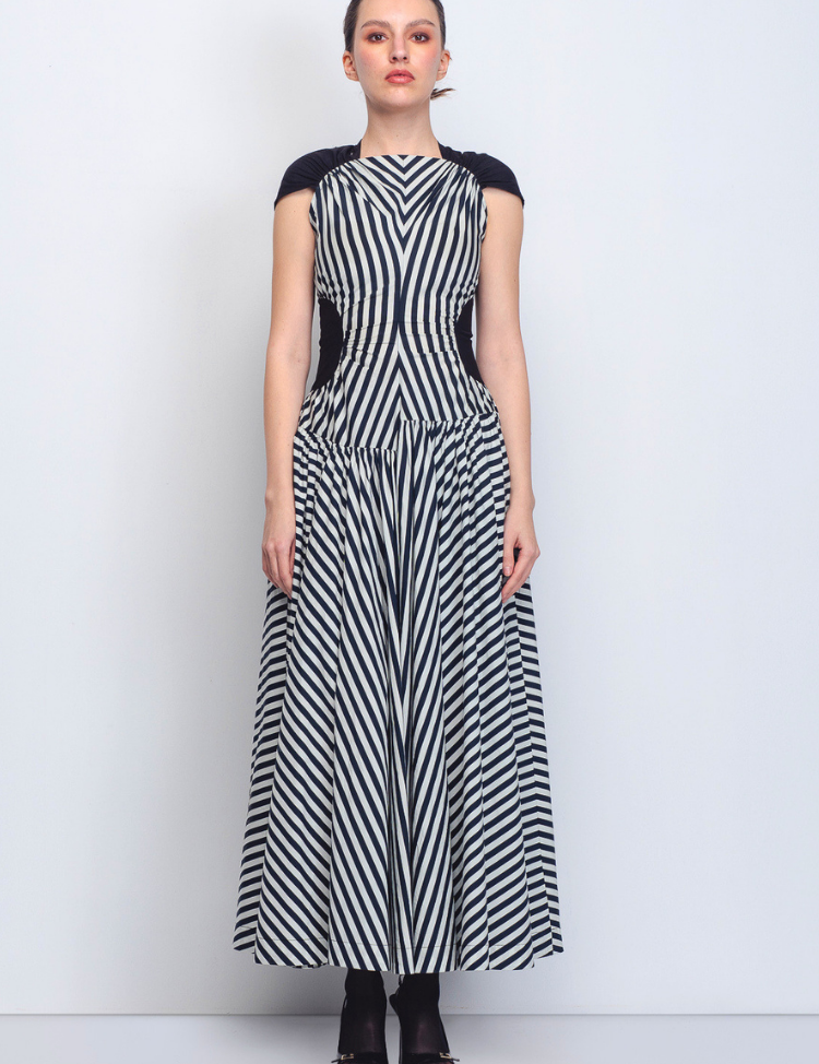 Zellus-Dress-Black-C.png