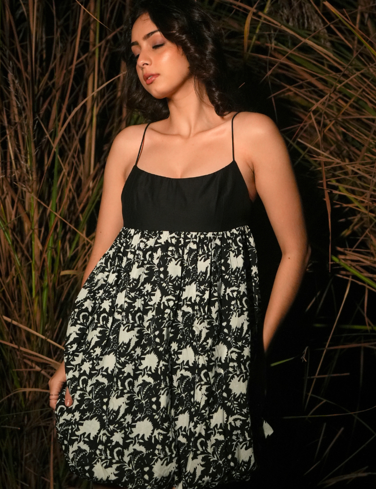 Zia-Balloon-Dress-Black-C.png