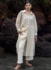 Zinnia Embroidered Set