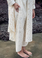 Zinnia Embroidered Set