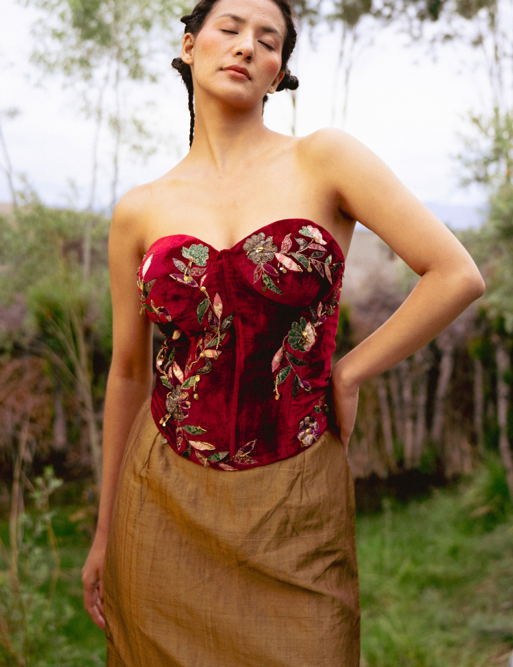 Zoya-Set-C_0222799e-1d2a-415f-bafe-ee8d74e6f4ec.png