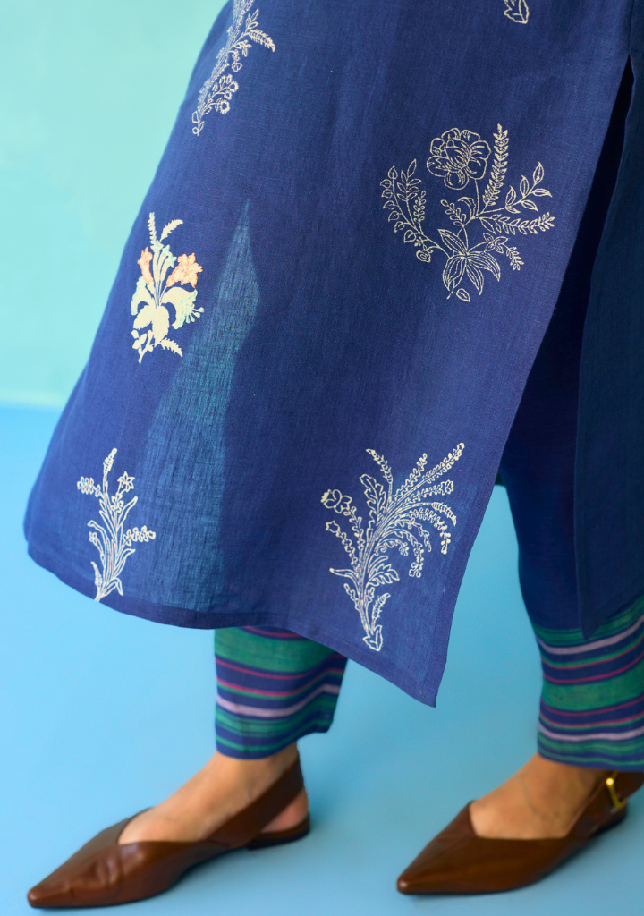 Zura Floral Embroidered Kurta