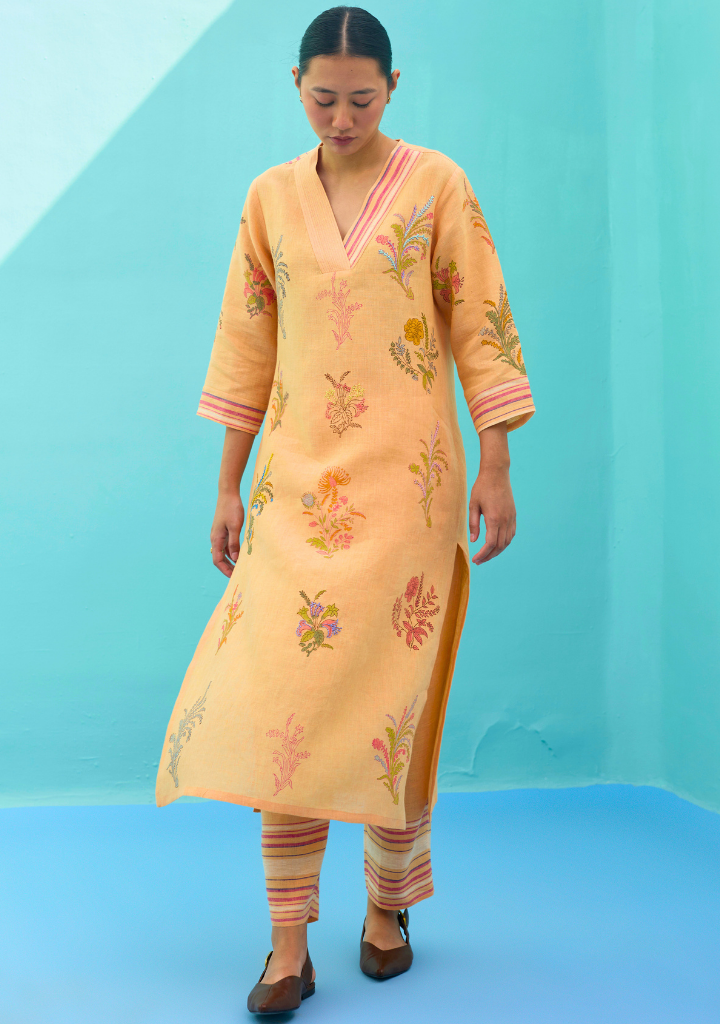 Zura Floral Embroidered Kurta