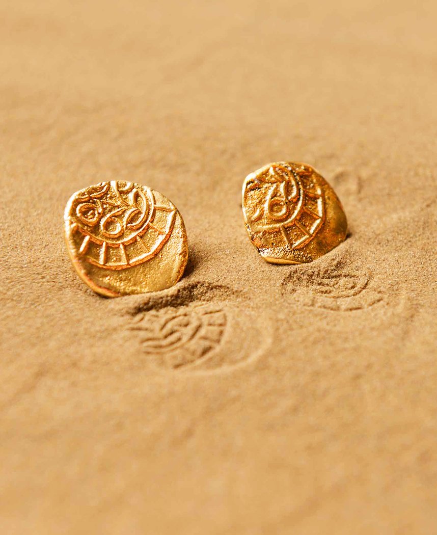 Fossil Studs