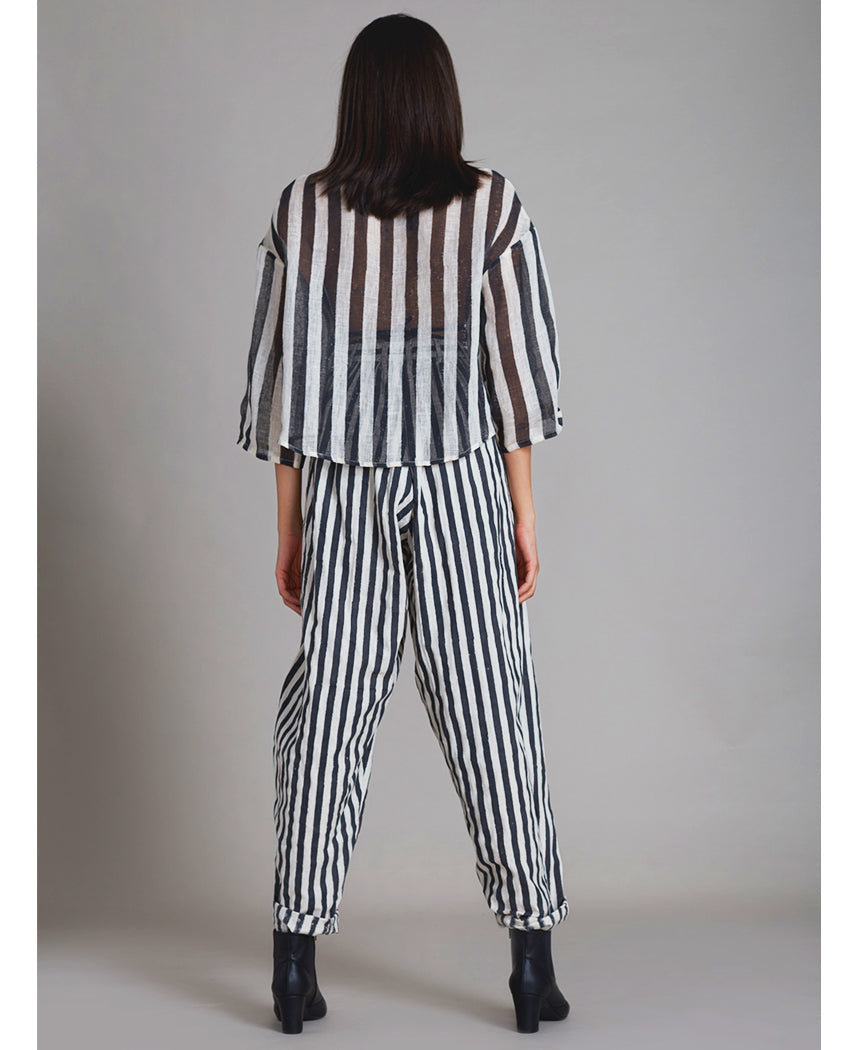 Ikka-Linen-Shirt-Black-Stripes-C_d9fdcb03-0673-429b-beb4-86c5499e2b06.jpg