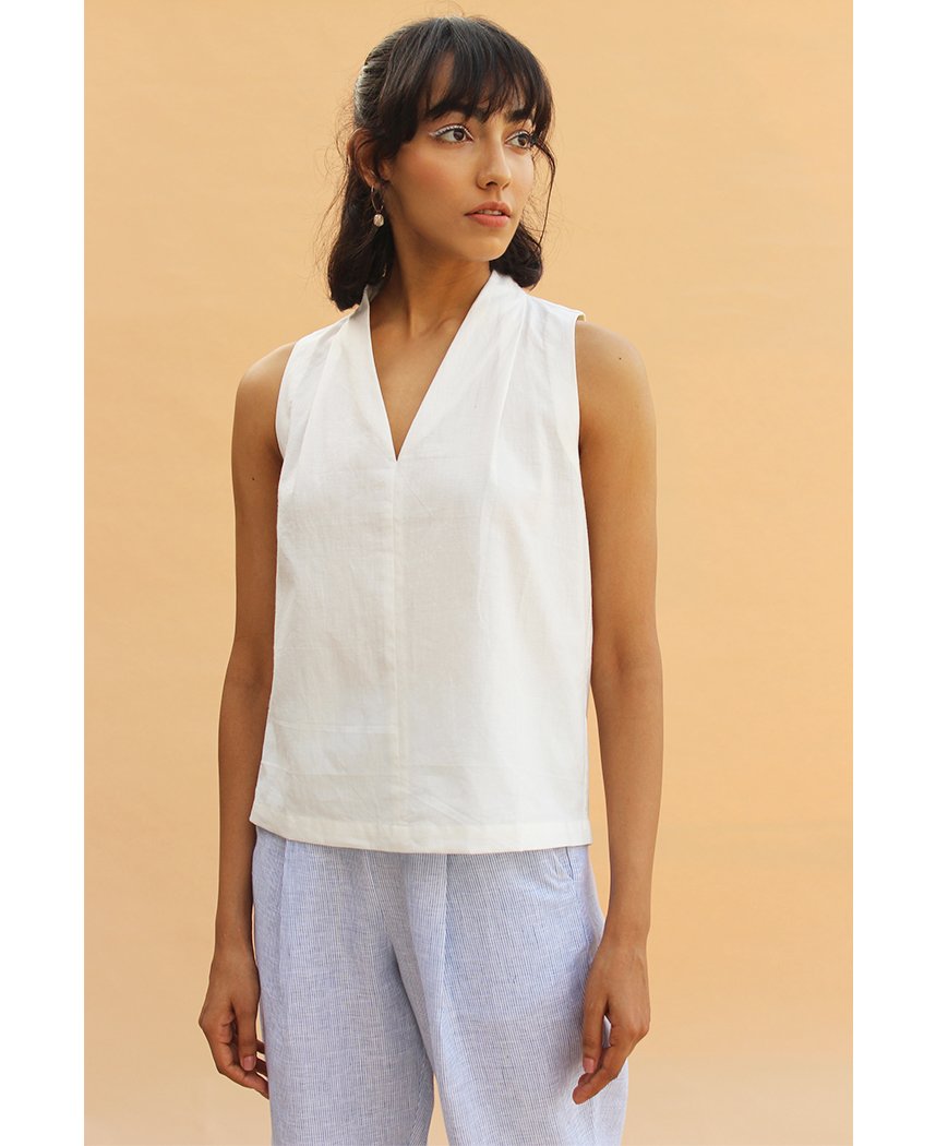 Sleeveless Lumas Top