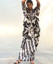 Mono Sketchpen Kaftan