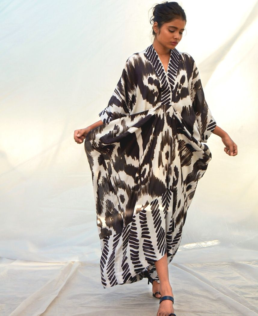Mono Sketchpen Kaftan
