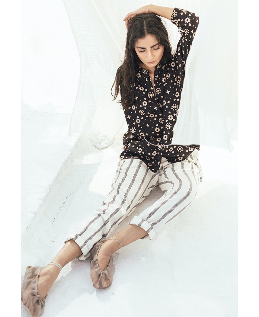 Monochrome Pleat Pants