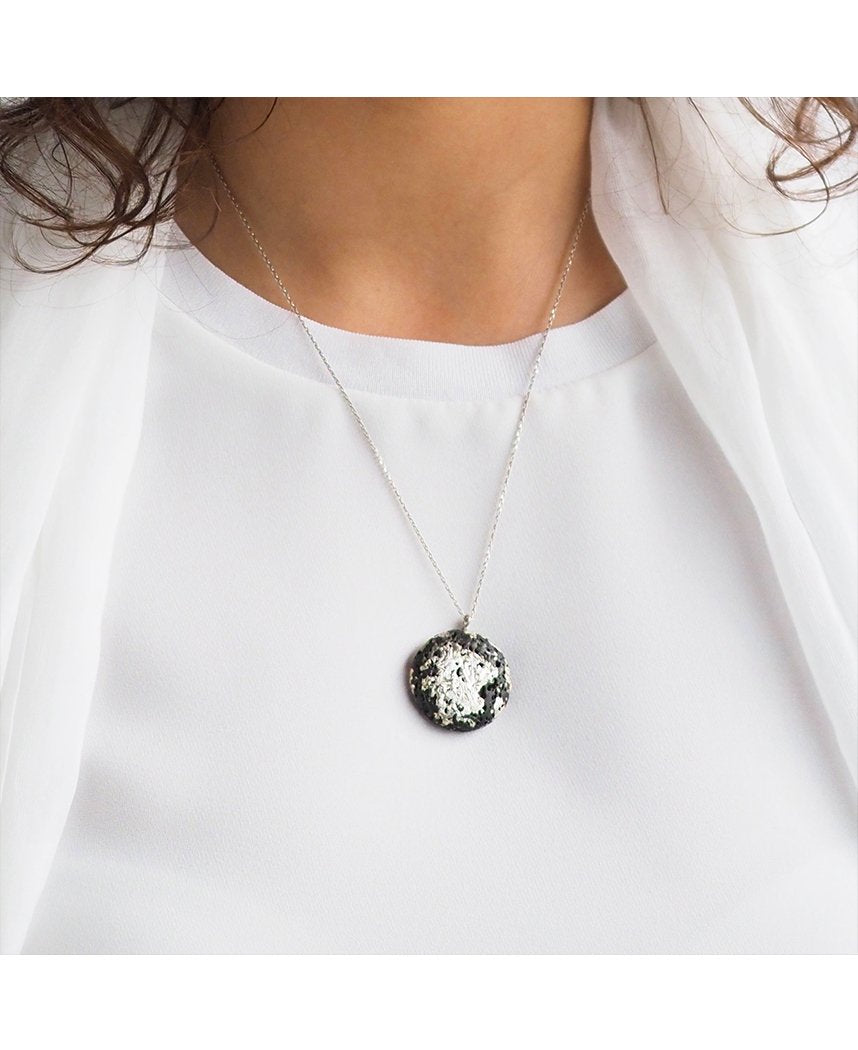 Moon Beam Necklace