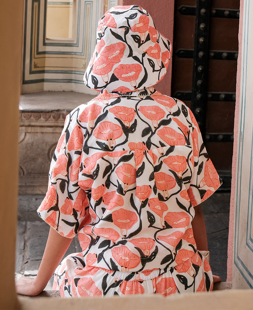 Outline Floral Resort Shirt