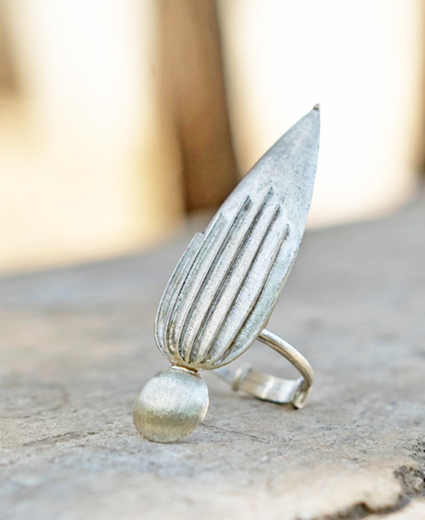 Tuscany Petal Dot Ring