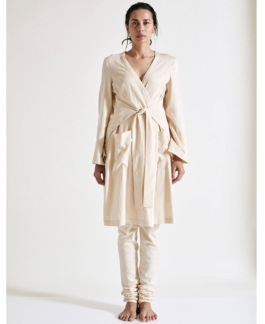 Vikashi Bathrobe
